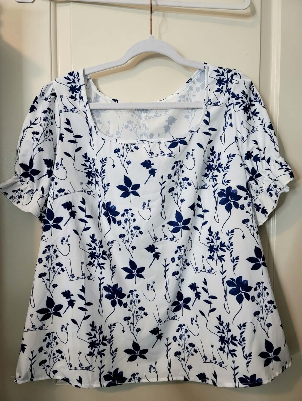 Floral Shirt With Ruffle Sleeves Womens XL